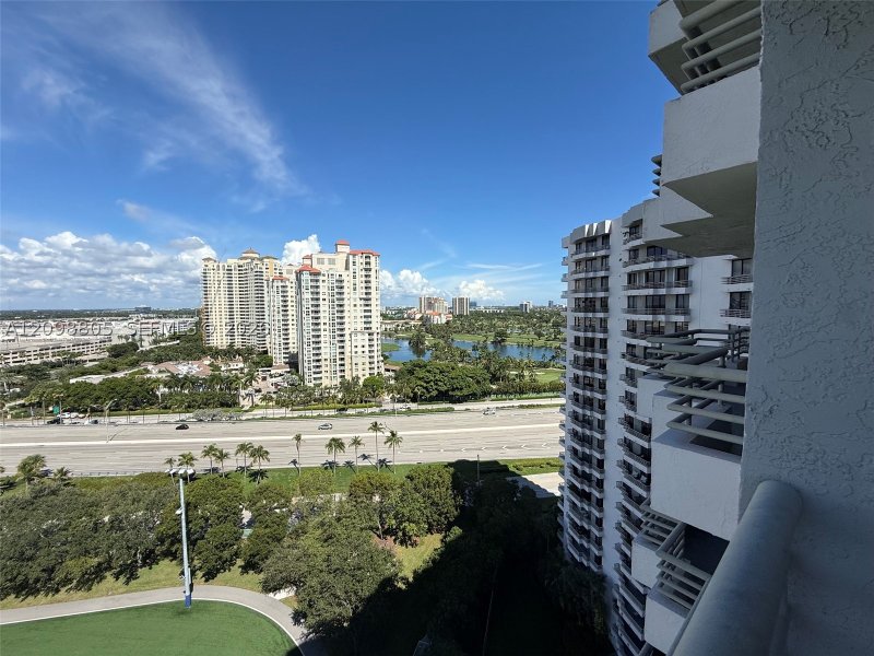 Comprar apartamento no Parc Central South 1801