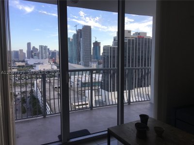 Comprar apartamento en Opera Tower 2408