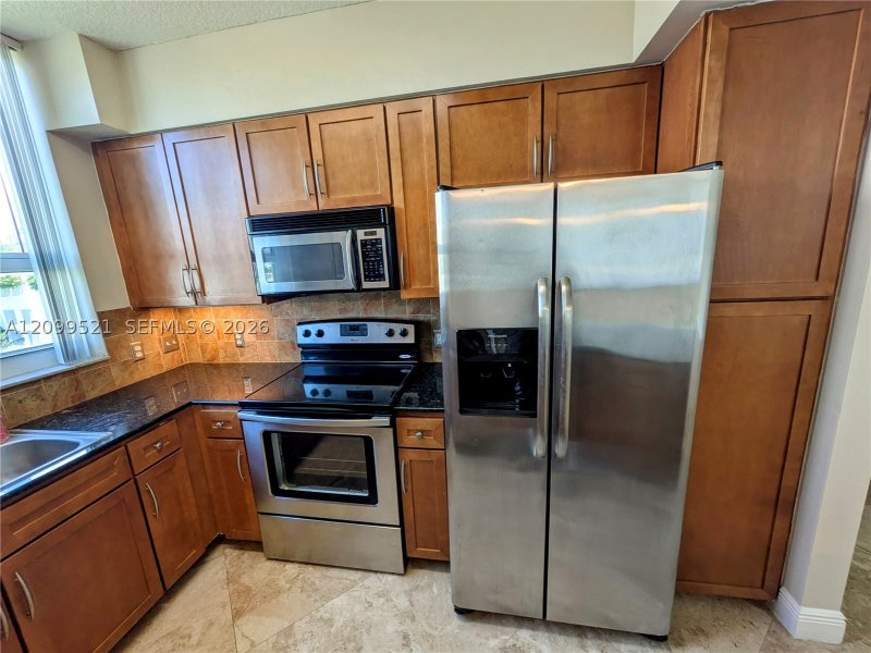 Property photo # 6