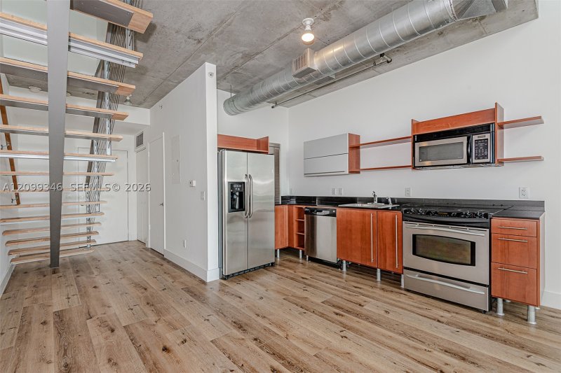 Property photo # 0
