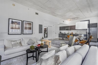 Comprar apartamento no Centro Condo 2102