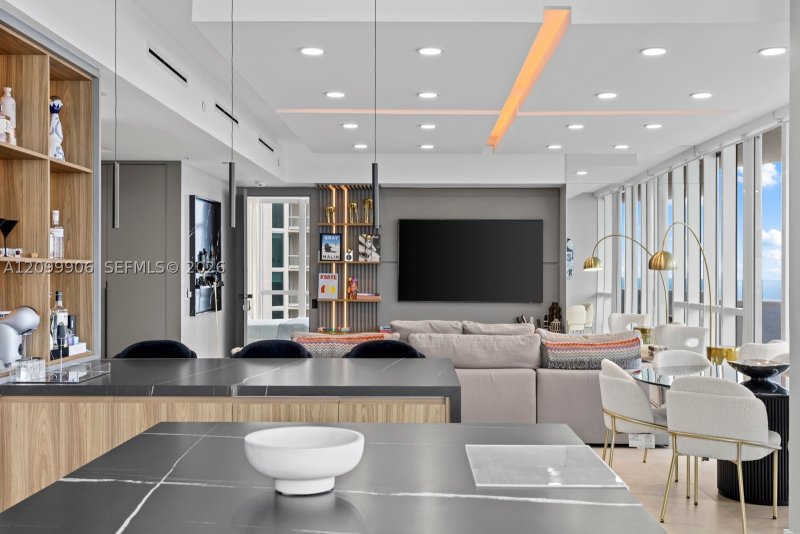 Condo for sale at Trump Tower One 2901