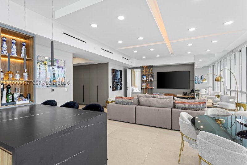 Condo for sale at Trump Tower One 2901