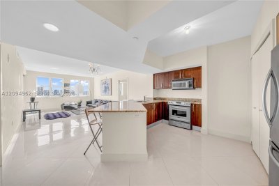Comprar apartamento en Turnberry Village South 1209