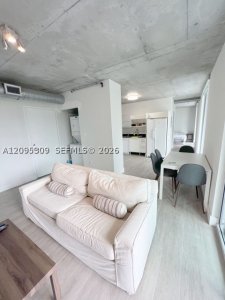 Alquiler de apartamento en Neo Vertika Brickell 305