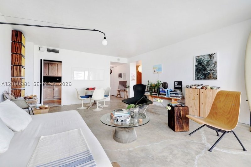 Apartment for rent at Brickell Townhouse 6C
