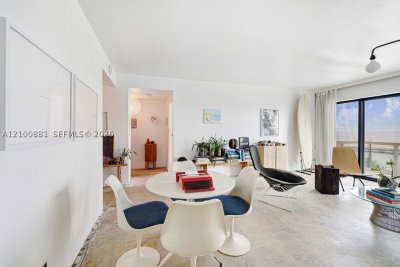 Brickell Townhouse Apt #6C