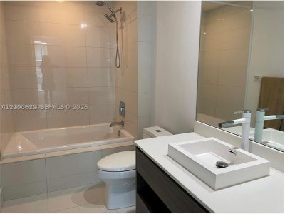Comprar apartamento en 1100 Millecento 1406