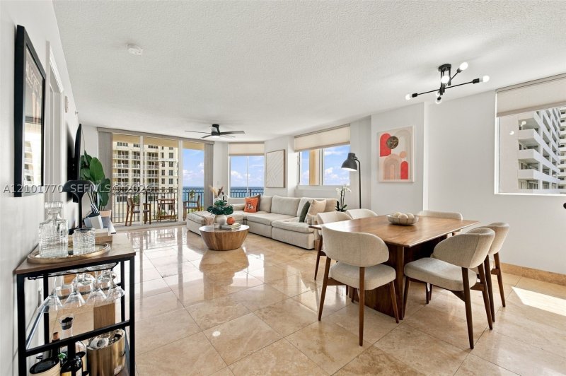 Condo for sale at The Vue 701