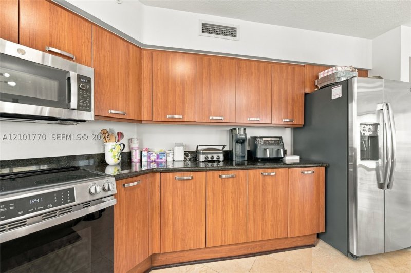 Condo for sale at The Vue 701