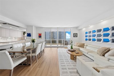 Comprar apartamento no Carbonell 2403