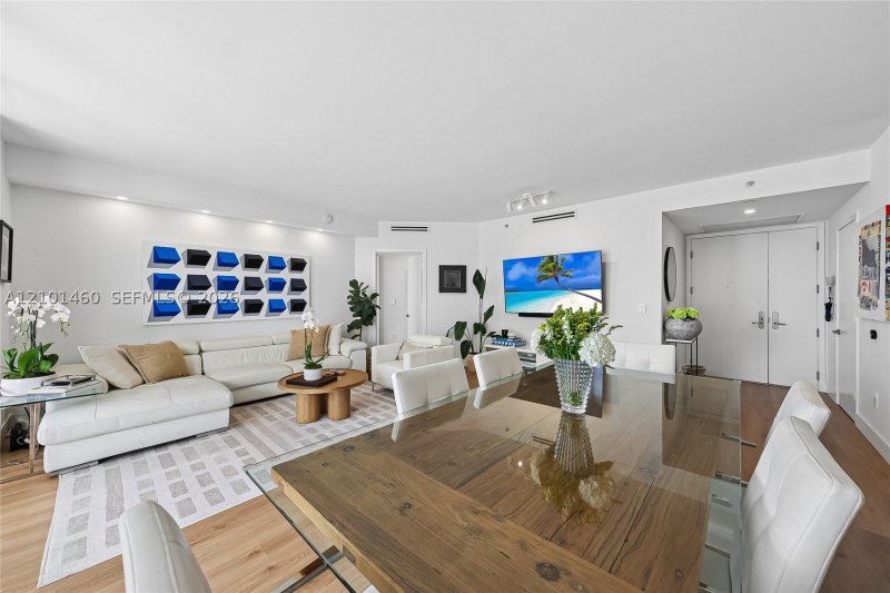 Comprar apartamento no Carbonell 2403