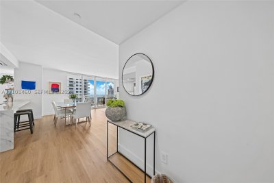 Comprar apartamento no Carbonell 2403