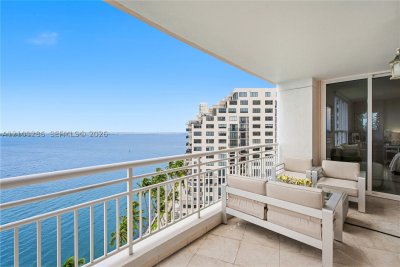 Comprar apartamento no Two Tequesta Point 1106