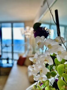 Comprar apartamento no Two Tequesta Point 1106