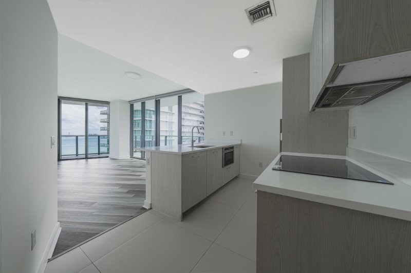 Condo for sale at Paraiso Bayviews 2506