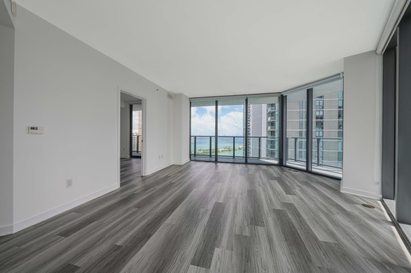 Condo for sale at Paraiso Bayviews 2506
