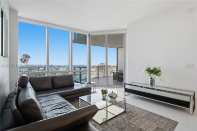 Comprar apartamento no Paramount Miami WorldCenter 3906