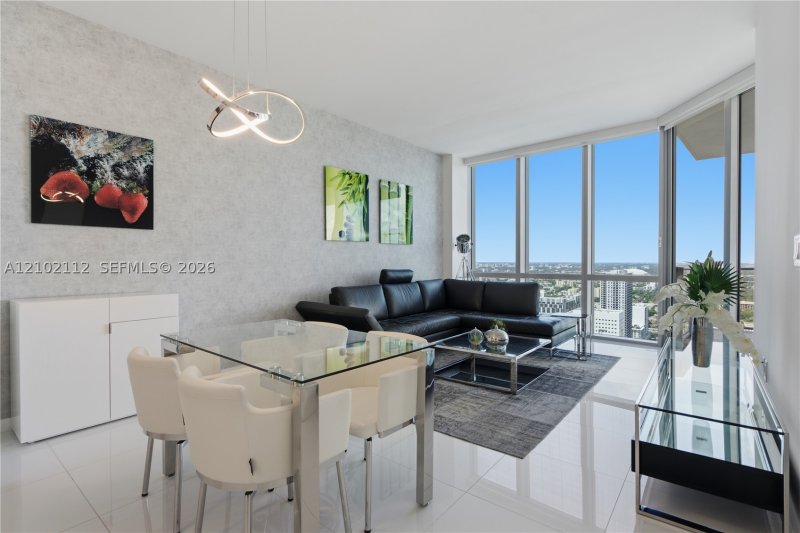 Comprar apartamento no Paramount Miami WorldCenter 3906