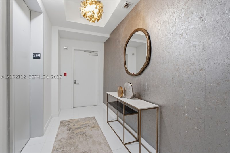 Comprar apartamento no Paramount Miami WorldCenter 3906