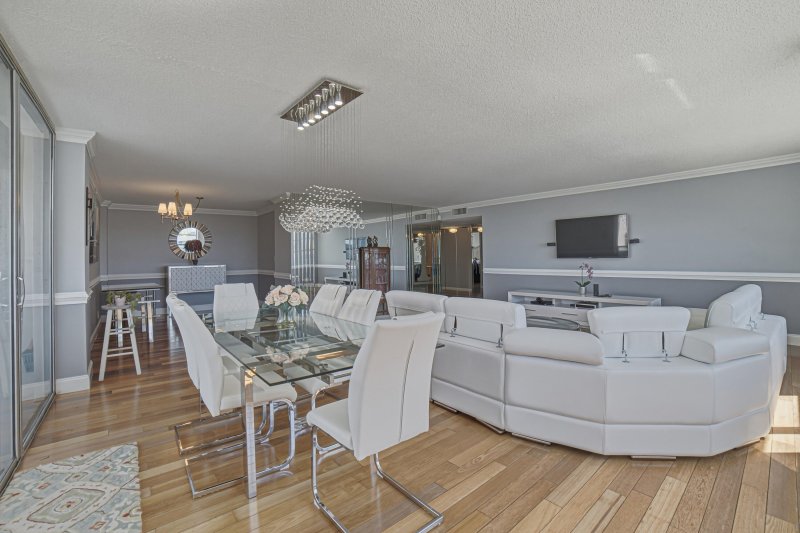 Property photo # 9