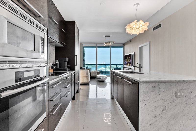 Comprar apartamento en 900 Biscayne 3003