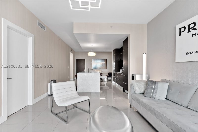 Comprar apartamento en 900 Biscayne 3003