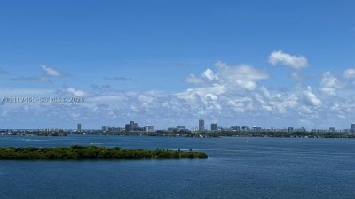 Comprar apartamento en Apeiron at the Jockey Club 16A
