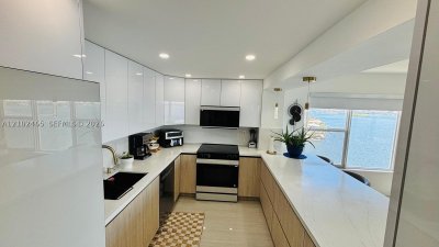 Comprar apartamento en Apeiron at the Jockey Club 16A