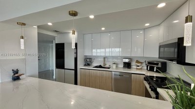 Comprar apartamento en Apeiron at the Jockey Club 16A