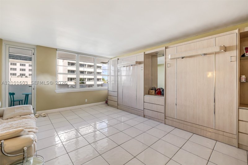 Condo for sale at Decoplage 502
