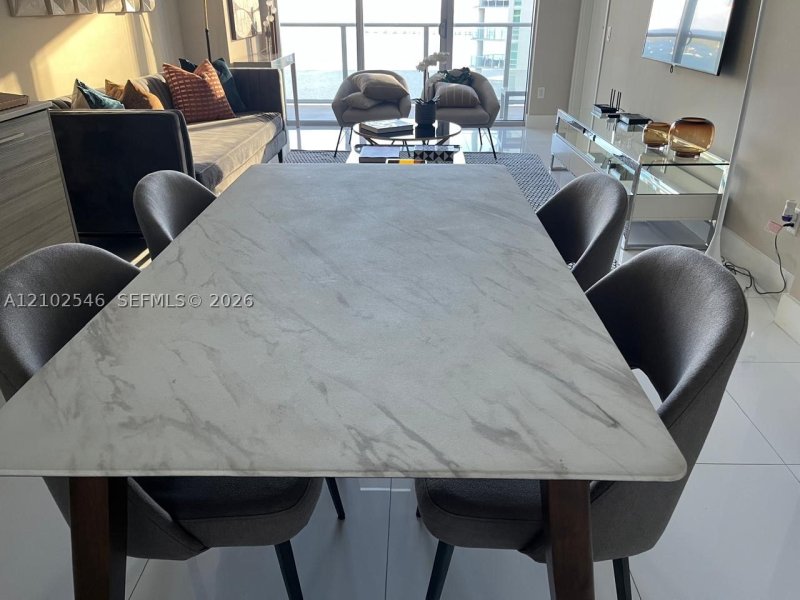 Aluguel de apartamento no Brickell House Condo 2307
