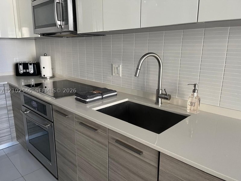 Aluguel de apartamento no Brickell House Condo 2307