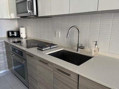 Aluguel de apartamento no Brickell House Condo 2307