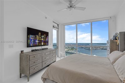 Aluguel de apartamento no Opera Tower 5602
