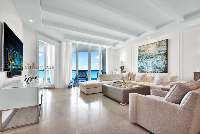 Condo for sale at Turnberry Ocean Colony 1401