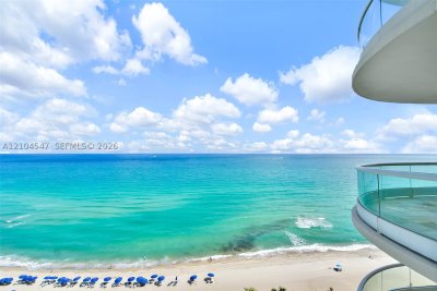 Comprar apartamento en Turnberry Ocean Colony 1401