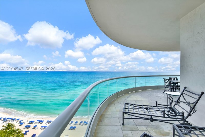 Condo for sale at Turnberry Ocean Colony 1401