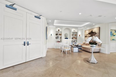 Comprar apartamento en Turnberry Ocean Colony 1401