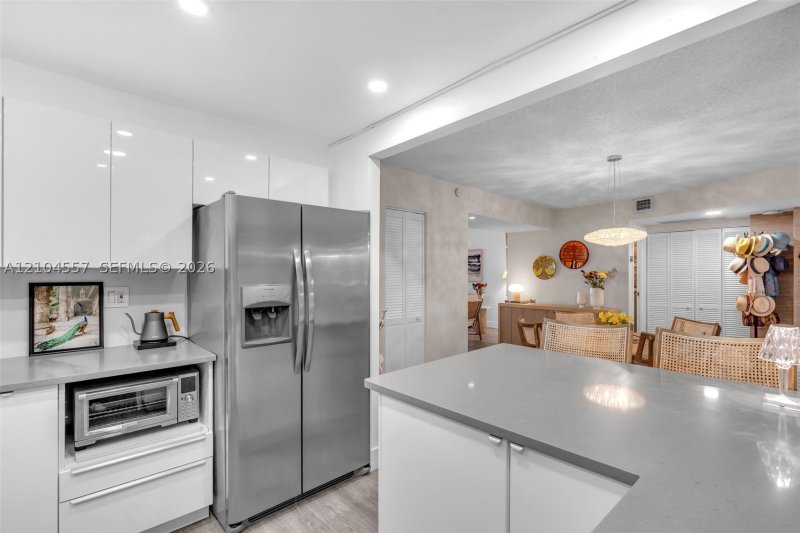 Condo for sale at Brickell Bay Club 1808