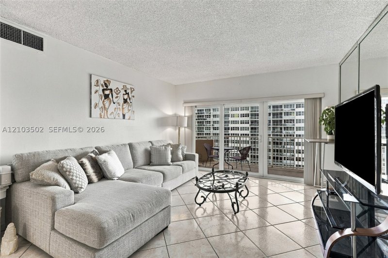 Condo for sale at The Hemispheres 19A