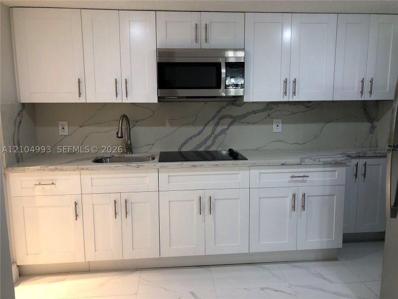 Alquiler de apartamento en Four Ambassadors 1049