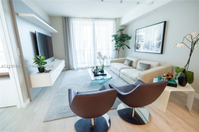 Aluguel de apartamento no Brickell Heights East 1705