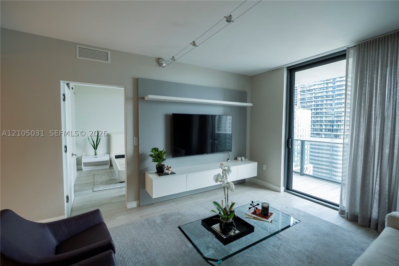 Aluguel de apartamento no Brickell Heights East 1705