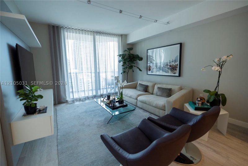 Aluguel de apartamento no Brickell Heights East 1705