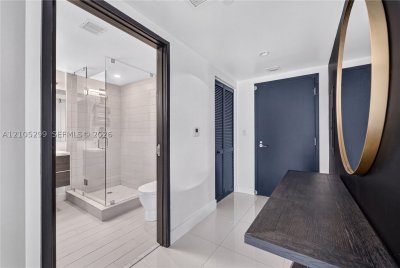 Comprar apartamento en Kai at Bay Harbor 6C-N