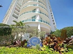 Condo for sale at 1800 Club 2704