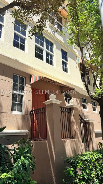 Property photo # 0