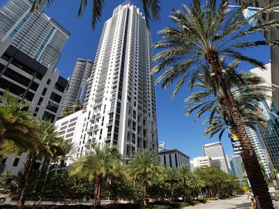Aluguel de apartamento no Avenue on Brickell 1050 Tower 1002