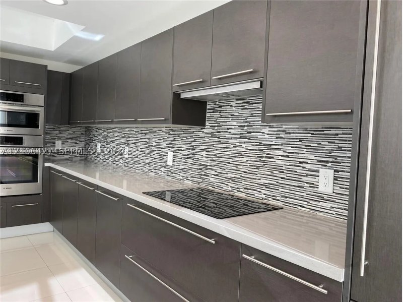 Condo for sale at Midtown Doral 305